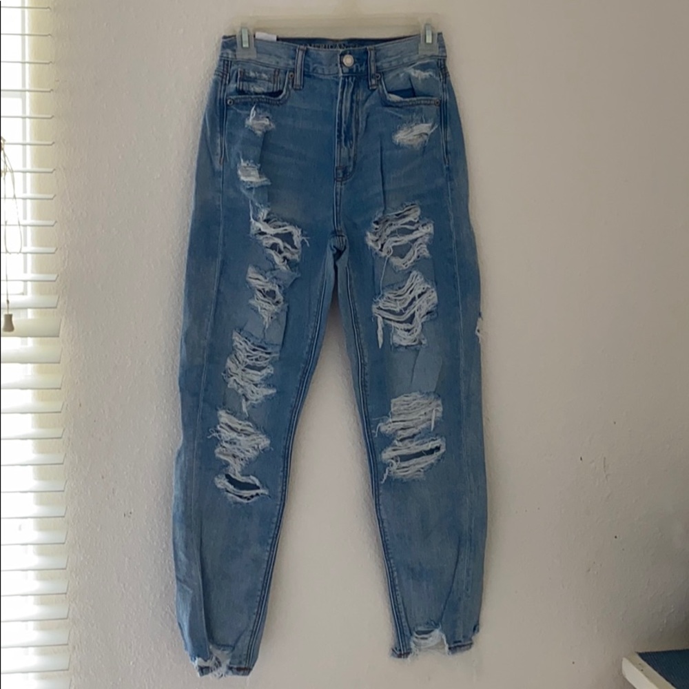 American Eagle Mom Jean